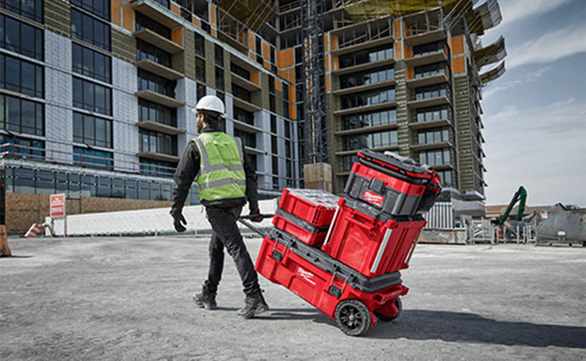 48-22-8428 Milwaukee Caja de Herramientas con Ruedas packout™