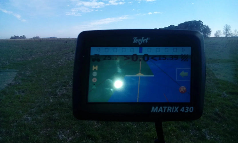 Banderillero satelital teejet matrix 430