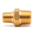 Niple de Reducción Doble Macho Latón 1/8" a 1/4"