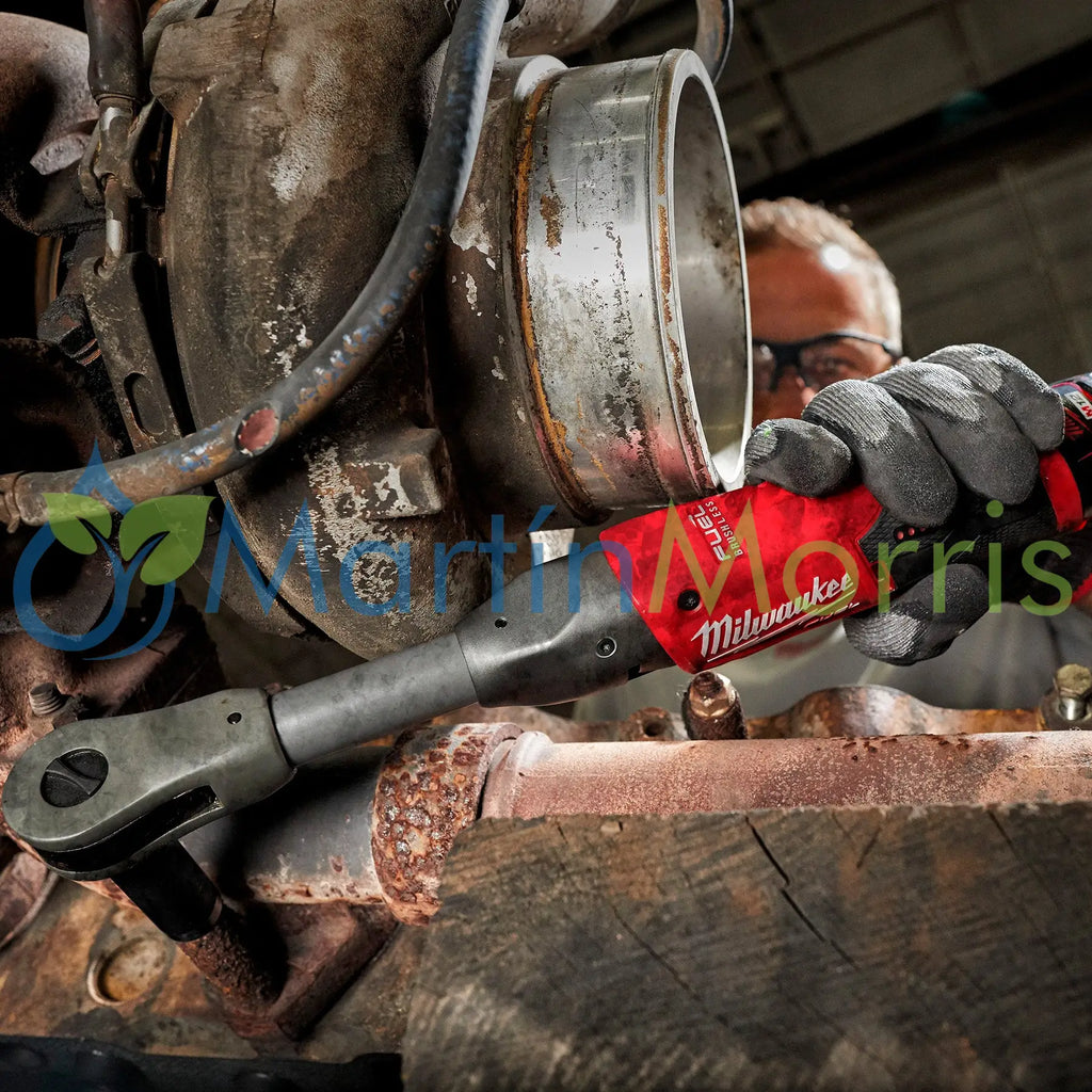 Llave Crique de Alta Velocidad Alcance Extendido Milwaukee M12 Fuel™ de 3/8’’ Modelo 2560-20