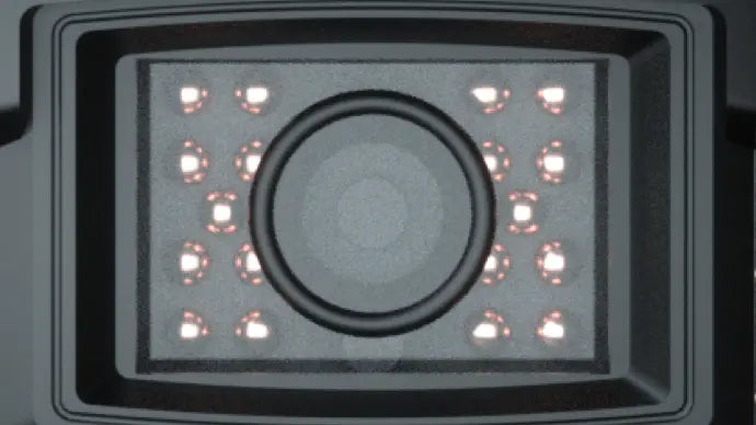 Detalle del lente y los LED infrarrojos de la cámara Wi-Fi FJD de FJ Dynamics para visión nocturna